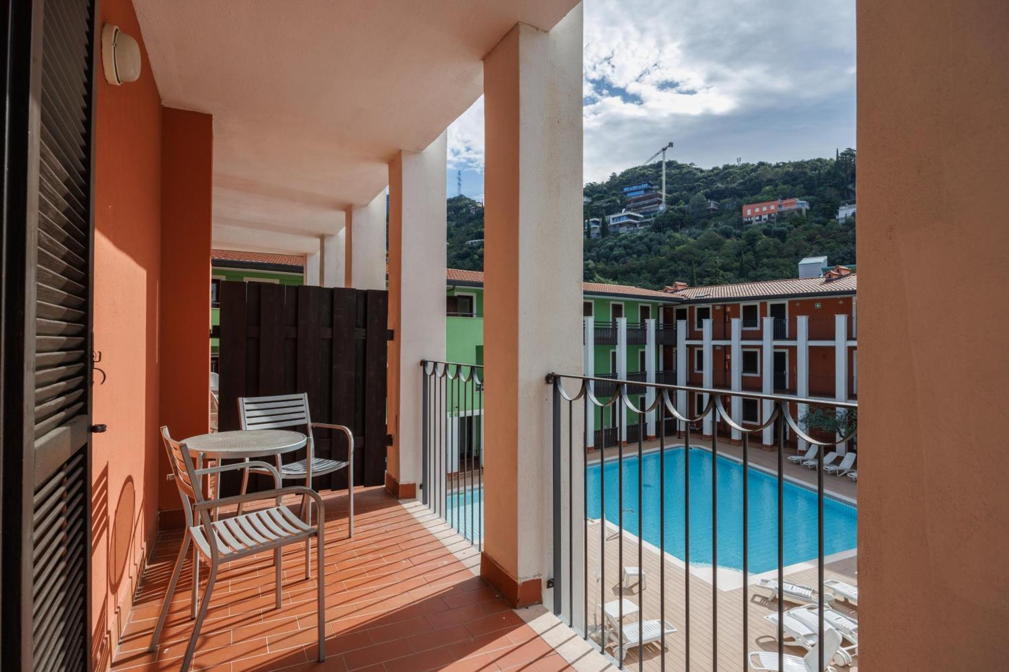 Hotel Club E La Vela Torbole Sul Garda